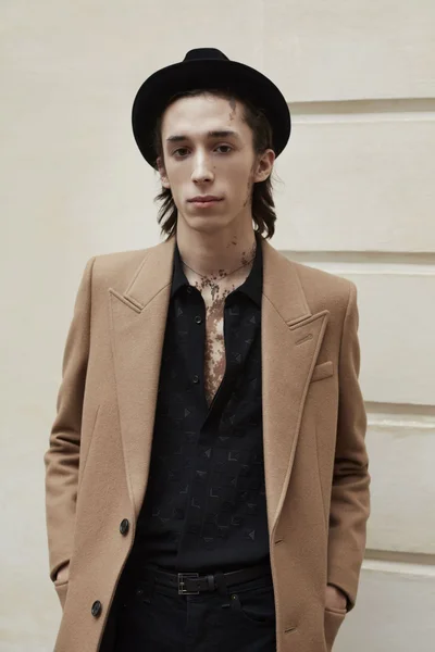 Look 38